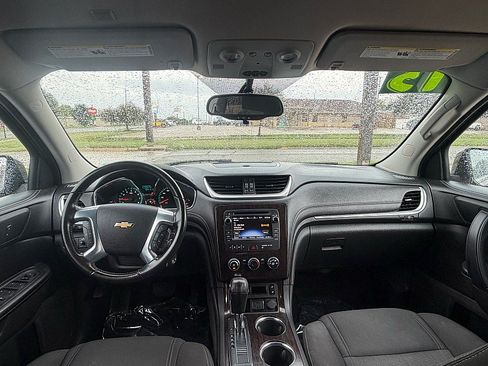 Used 2015 Chevrolet Traverse LT w/ Style and Technology Package AWD/4WD image 15
