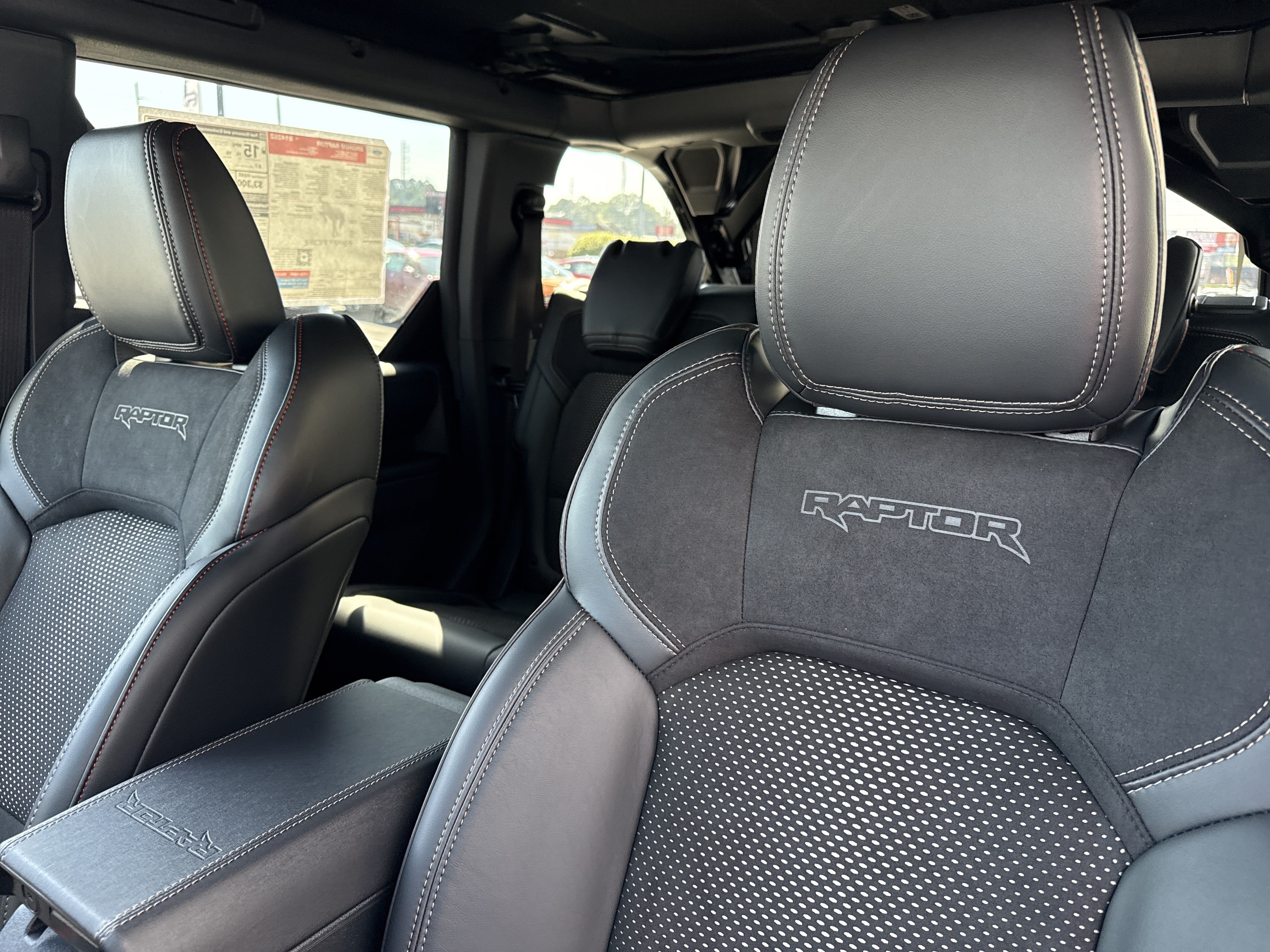 New 2026 Ford Bronco Raptor w/ Interior Carbon Fiber Pack AWD/4WD image 13