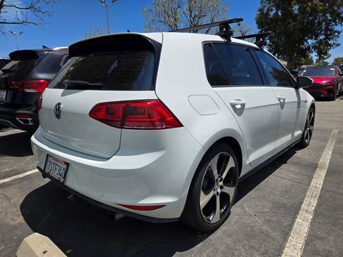 Used 2016 Volkswagen GTI SE w/ Lighting Package (SEL) FWD image 6