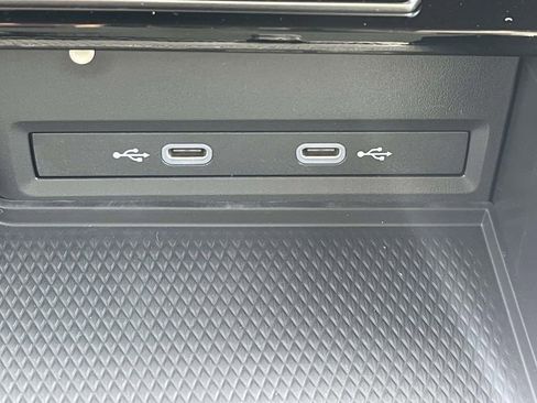 New 2026 Volkswagen Atlas SE FWD image 28