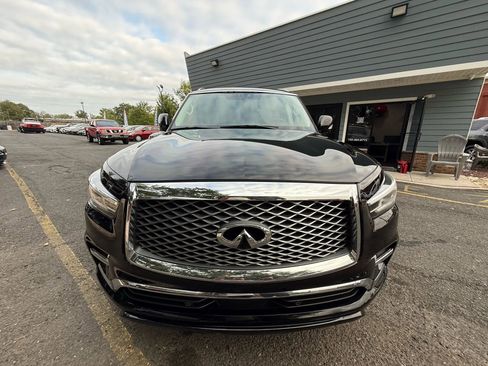 Used 2021 INFINITI QX80 Luxe image 2