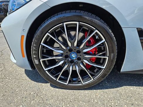 Used 2023 BMW i4 M50 w/ M Carbon Exterior Package AWD/4WD image 10