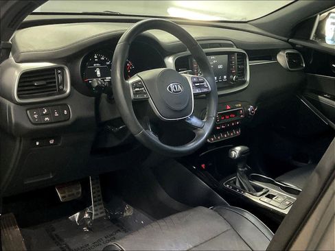 Used 2019 Kia Sorento SX FWD image 16
