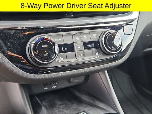 Used 2026 Buick Envista Sport Touring w/ Convenience I Package FWD image 17