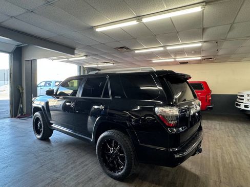 Used 2014 Toyota 4Runner Limited image 6