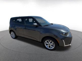 Used 2025 Kia Soul LX w/ LX Technology Package FWD video 2