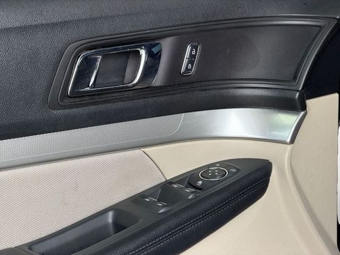 Used 2018 Ford Explorer 4WD image 21