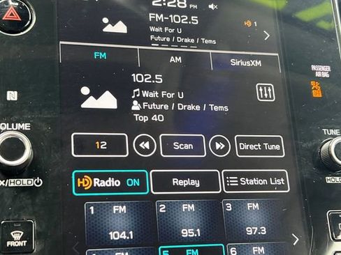 Used 2023 Subaru Ascent Limited w/ Technology Package image 22