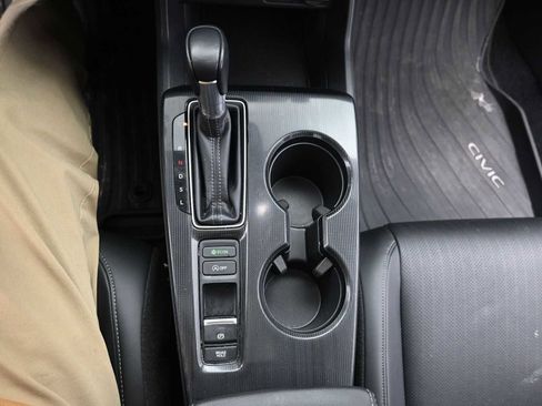 Used 2022 Honda Civic EX-L image 18