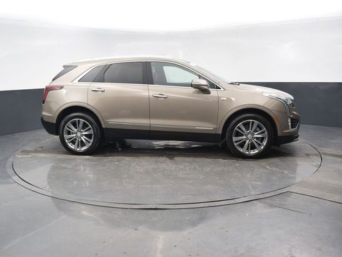 Certified 2023 Cadillac XT5 Premium Luxury w/ Platinum Package image 7