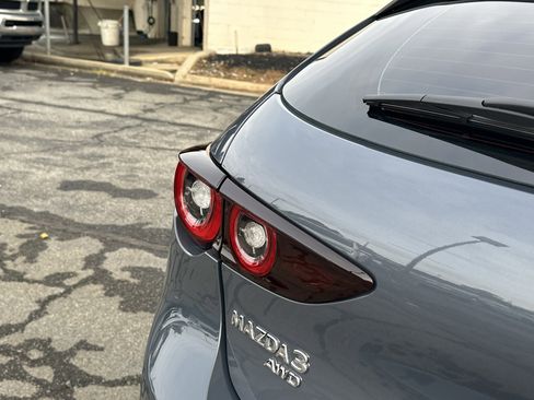 Used 2025 MAZDA MAZDA3 Carbon image 20