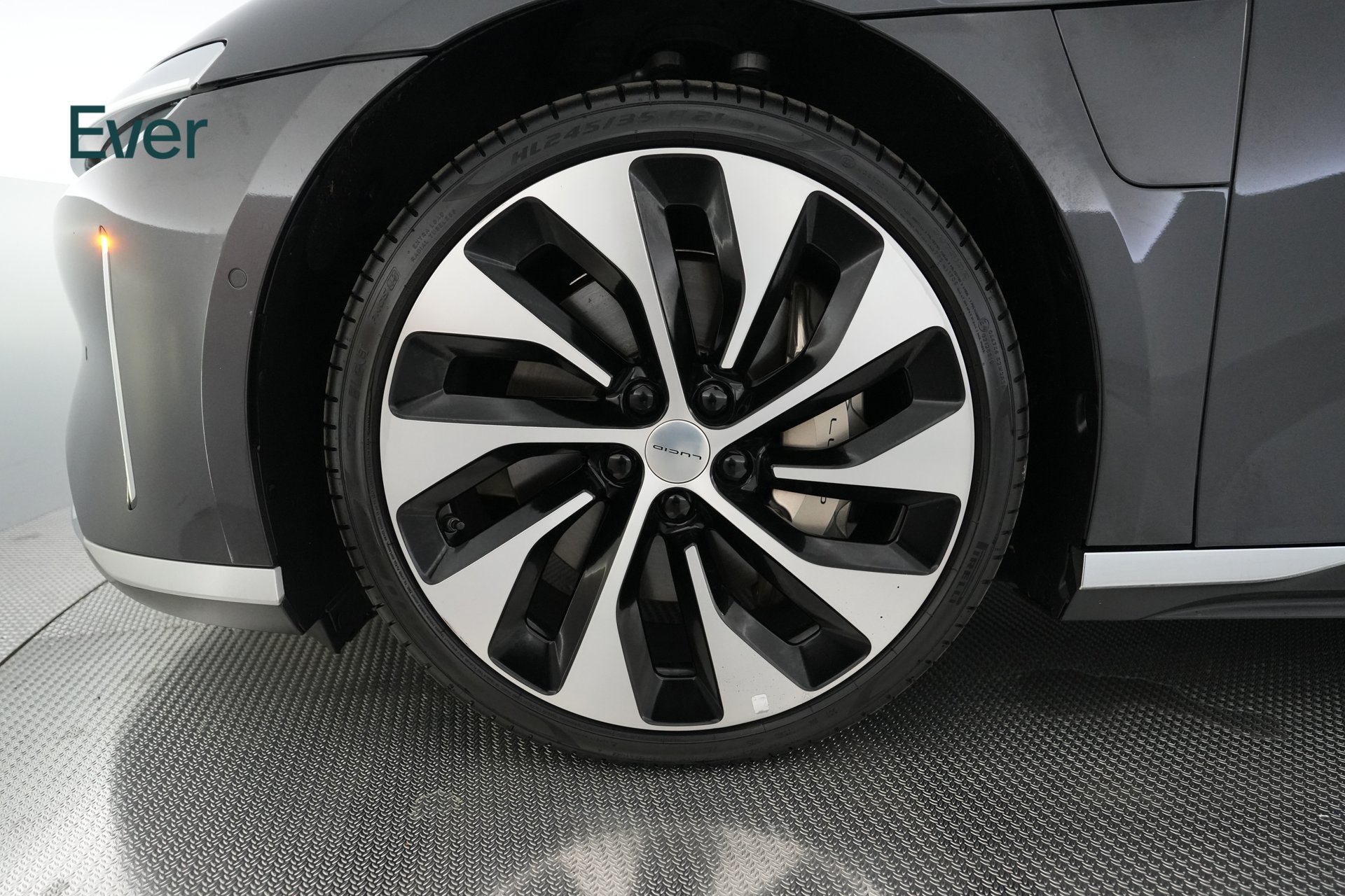 Used 2022 Lucid Air Grand Touring AWD/4WD image 19