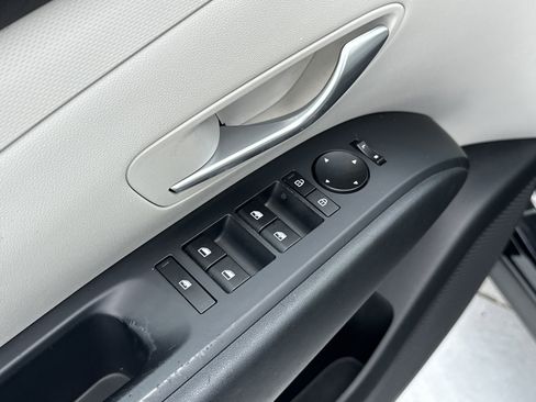 Used 2025 Hyundai Tucson SEL FWD image 15