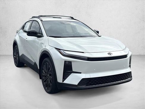 New 2026 Toyota C-HR AWD/4WD image 7
