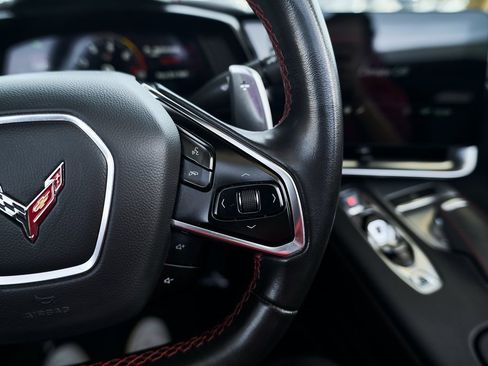 Used 2022 Chevrolet Corvette Stingray Convertible w/ 1LT image 31