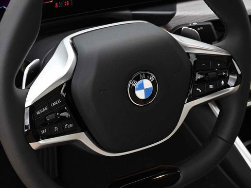 Used 2026 BMW 330i Sedan w/ Premium Package RWD image 21