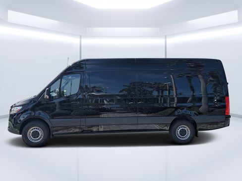 New 2025 Mercedes-Benz Sprinter 2500 image 6