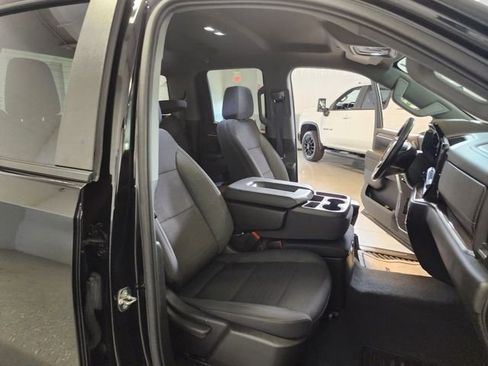 Used 2022 Chevrolet Silverado 1500 LT image 16