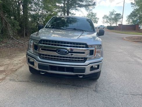 Used 2020 Ford F150 XLT w/ Equipment Group 302A Luxury AWD/4WD image 14
