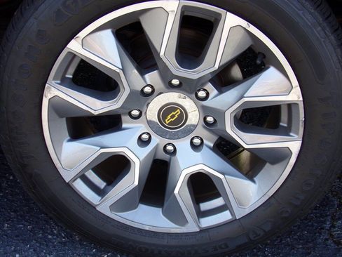 Used 2022 Chevrolet Express 2500 Extended RWD image 17