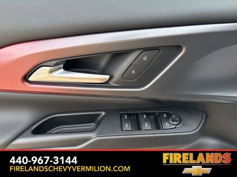 New 2025 Chevrolet Equinox EV RS image 14