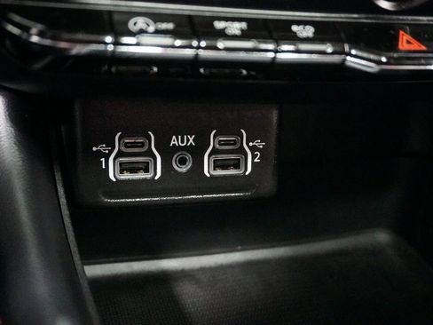 Certified 2024 Dodge Durango GT image 30