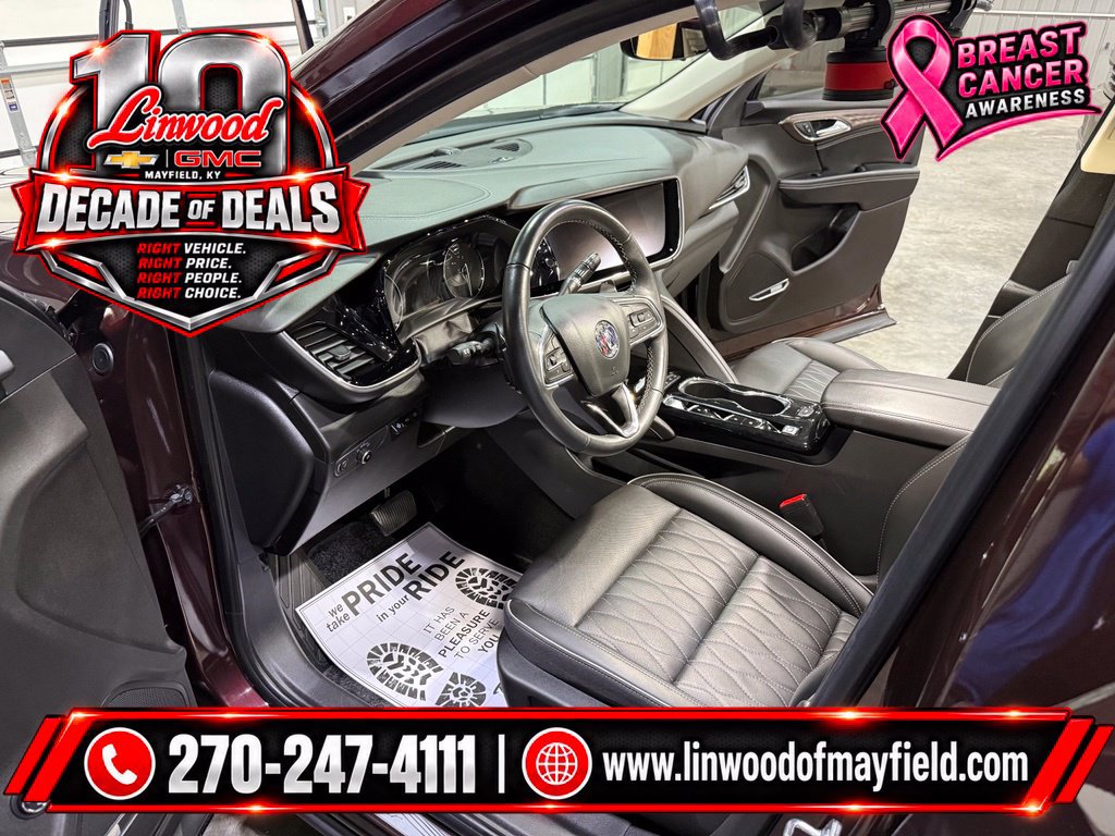Used 2023 Buick Envision Avenir FWD image 13