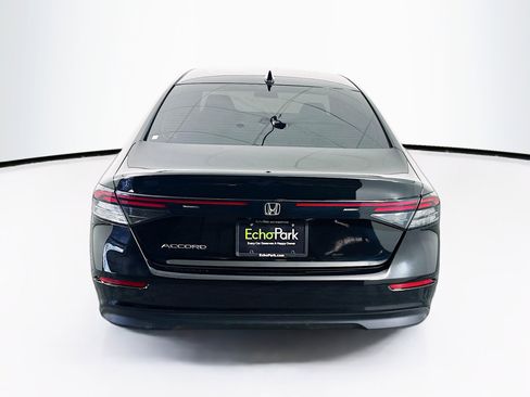 Used 2023 Honda Accord EX image 7