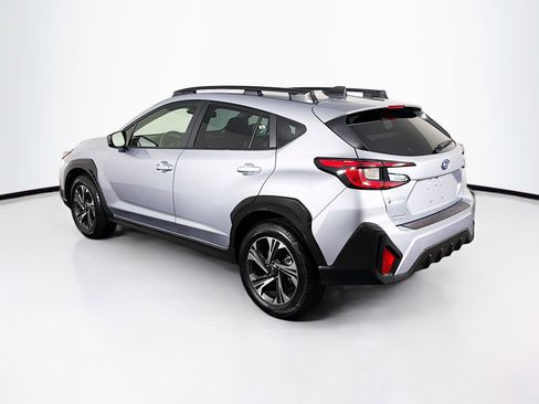 Used 2025 Subaru Crosstrek 2.0i Premium image 6