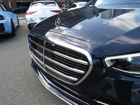 Used 2023 Mercedes-Benz S 580 4MATIC Sedan w/ AMG Line image 24