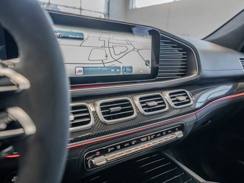 New 2026 Mercedes-Benz GLS 63 AMG 4MATIC image 30