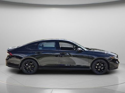 Used 2025 Honda Accord SE image 3