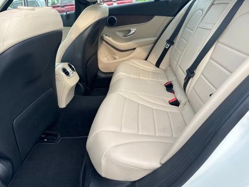 Used 2021 Mercedes-Benz C 300 4MATIC Sedan image 22