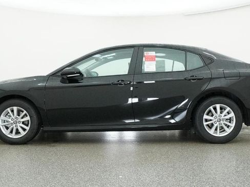 New 2026 Toyota Camry LE FWD image 19