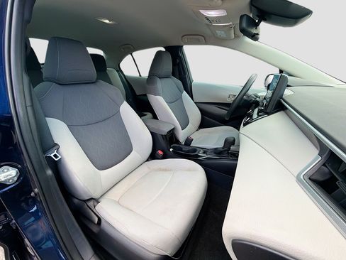 Used 2022 Toyota Corolla LE image 14