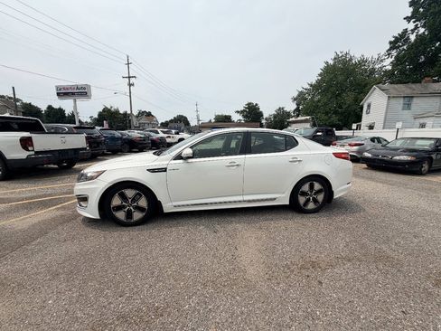 Used 2013 Kia Optima EX FWD image 18