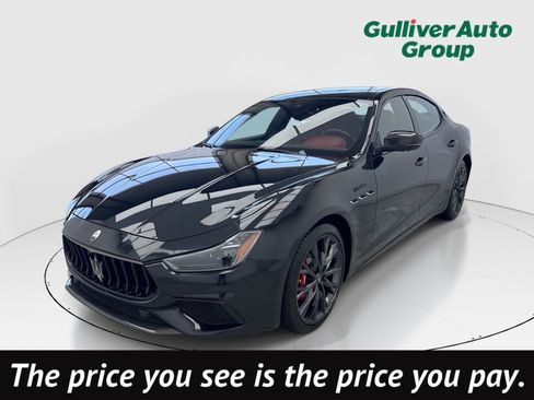 Used 2022 Maserati Ghibli Modena image 1