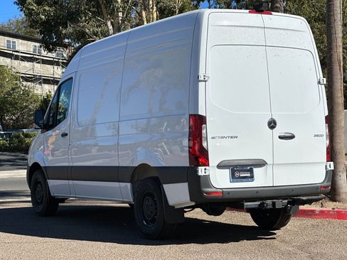 New 2025 Mercedes-Benz Sprinter 2500 image 5