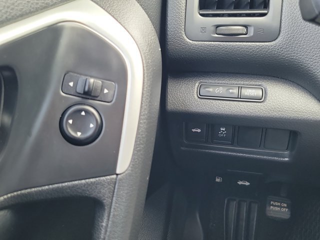 Certified 2017 Nissan Altima 2.5 SR FWD image 22