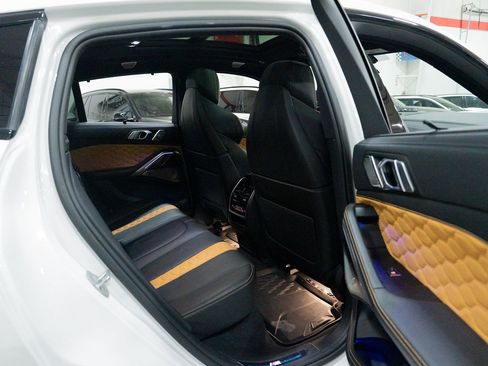 Used 2021 BMW X6 M w/ Competition Package image 28