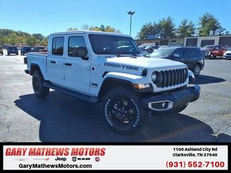 New 2025 Jeep Gladiator Sport video 1