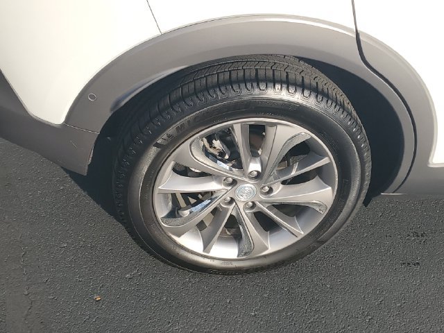 Certified 2023 Buick Encore GX Essence w/ Advanced Technology Package AWD/4WD image 5