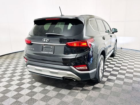 Used 2020 Hyundai Santa Fe SE FWD image 3