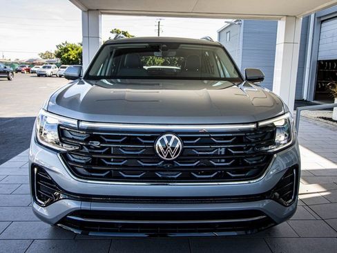 New 2026 Volkswagen Atlas SEL Premium R-Line AWD/4WD image 8