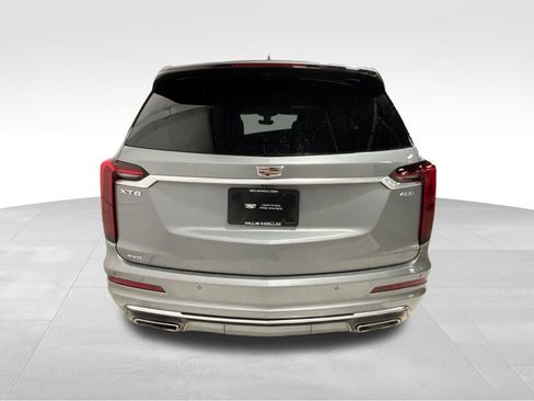 Used 2025 Cadillac XT6 Premium Luxury w/ Platinum Package AWD/4WD image 4