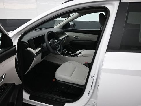 Used 2026 Hyundai Tucson SEL AWD/4WD image 9