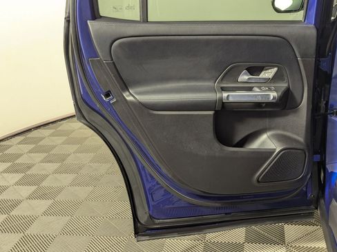 Used 2021 Mercedes-Benz GLB 250 image 55