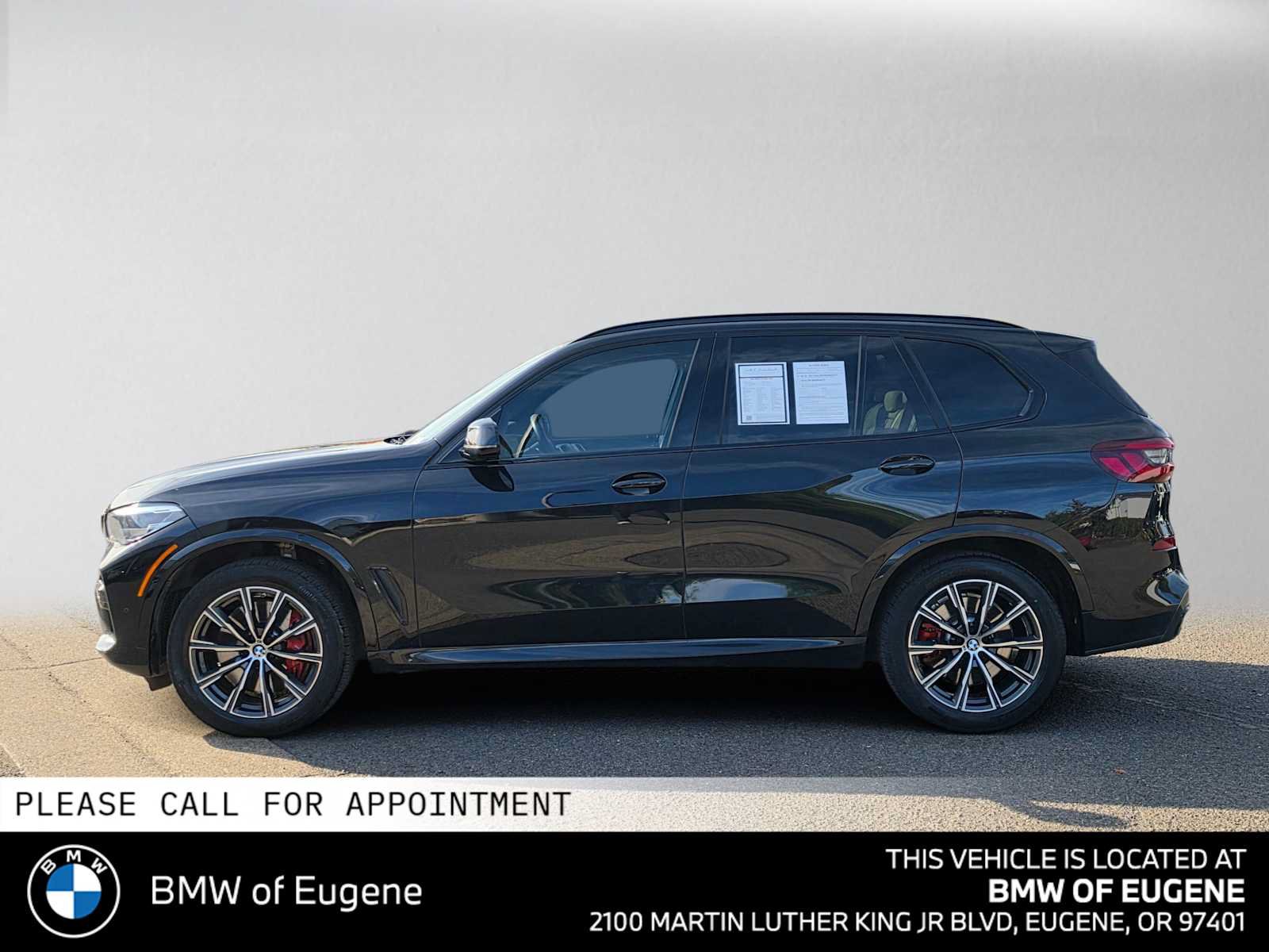Used 2022 BMW X5 M50i w/ Premium Package AWD/4WD image 6