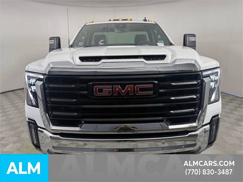 Used 2025 GMC Sierra 2500 Pro w/ 1SA Pro Safety Plus Package image 13