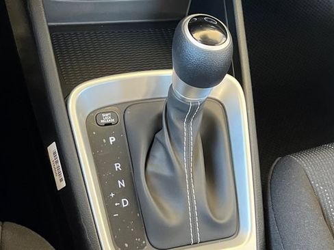 New 2026 Hyundai Venue SE FWD image 20